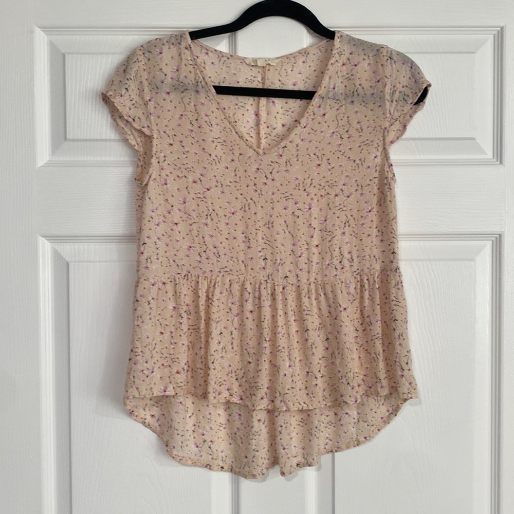 flowy floral v-neck t-shirt